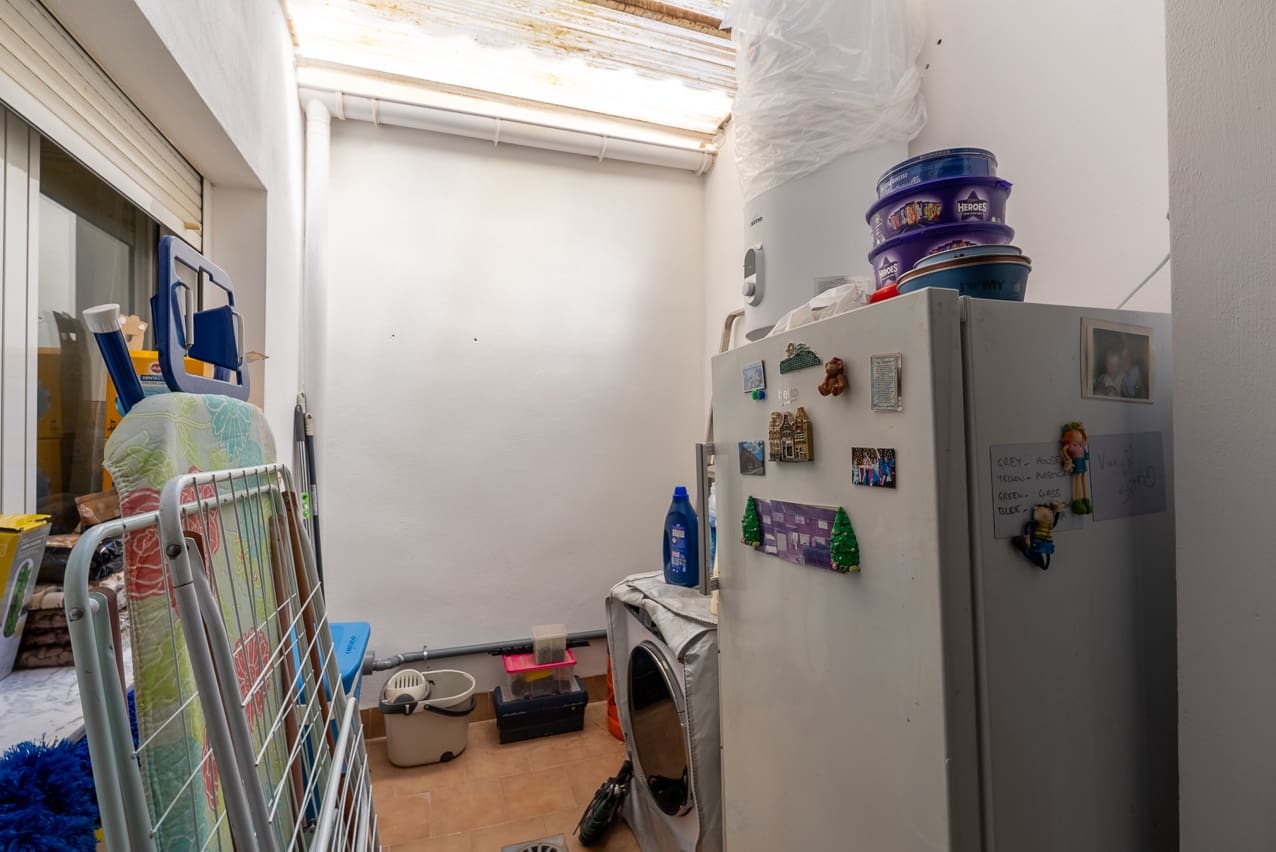 3 soverom Hus til salgs i Pinoso med svømmebasseng - € 149 995 (Ref: 8971392)