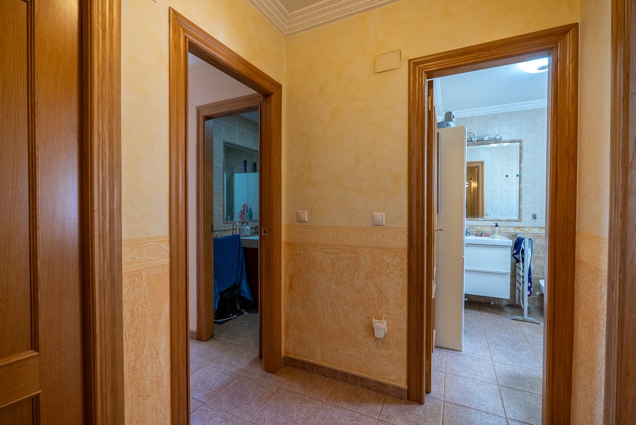 3 soverom Hus til salgs i Pinoso med svømmebasseng - € 149 995 (Ref: 8971392)