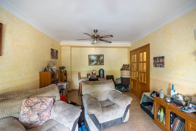 3 soverom Hus til salgs i Pinoso med svømmebasseng - € 149 995 (Ref: 8971392)