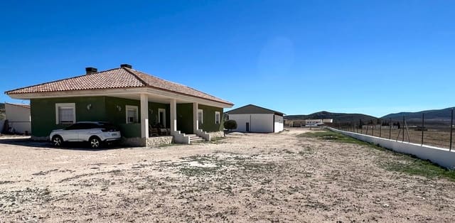 3 bedroom Villa for sale in Pinoso with pool - € 510,000 (Ref: 8981123)