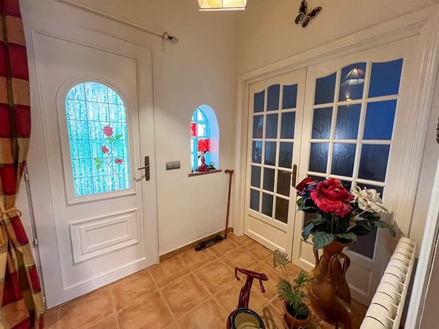 3 bedroom Villa for sale in Pinoso with pool - € 485,000 (Ref: 8981123)