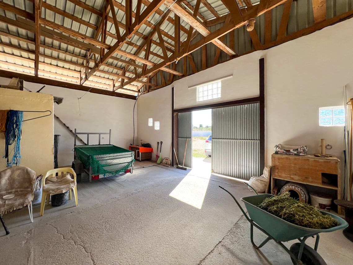 3 bedroom Villa for sale in Pinoso with pool - € 485,000 (Ref: 8981123)