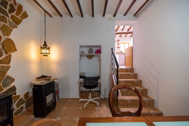 3 slaapkamer Finca/Landhuis te koop in Encebras, Pinoso met zwembad - € 129.995 (Ref: 8997744)