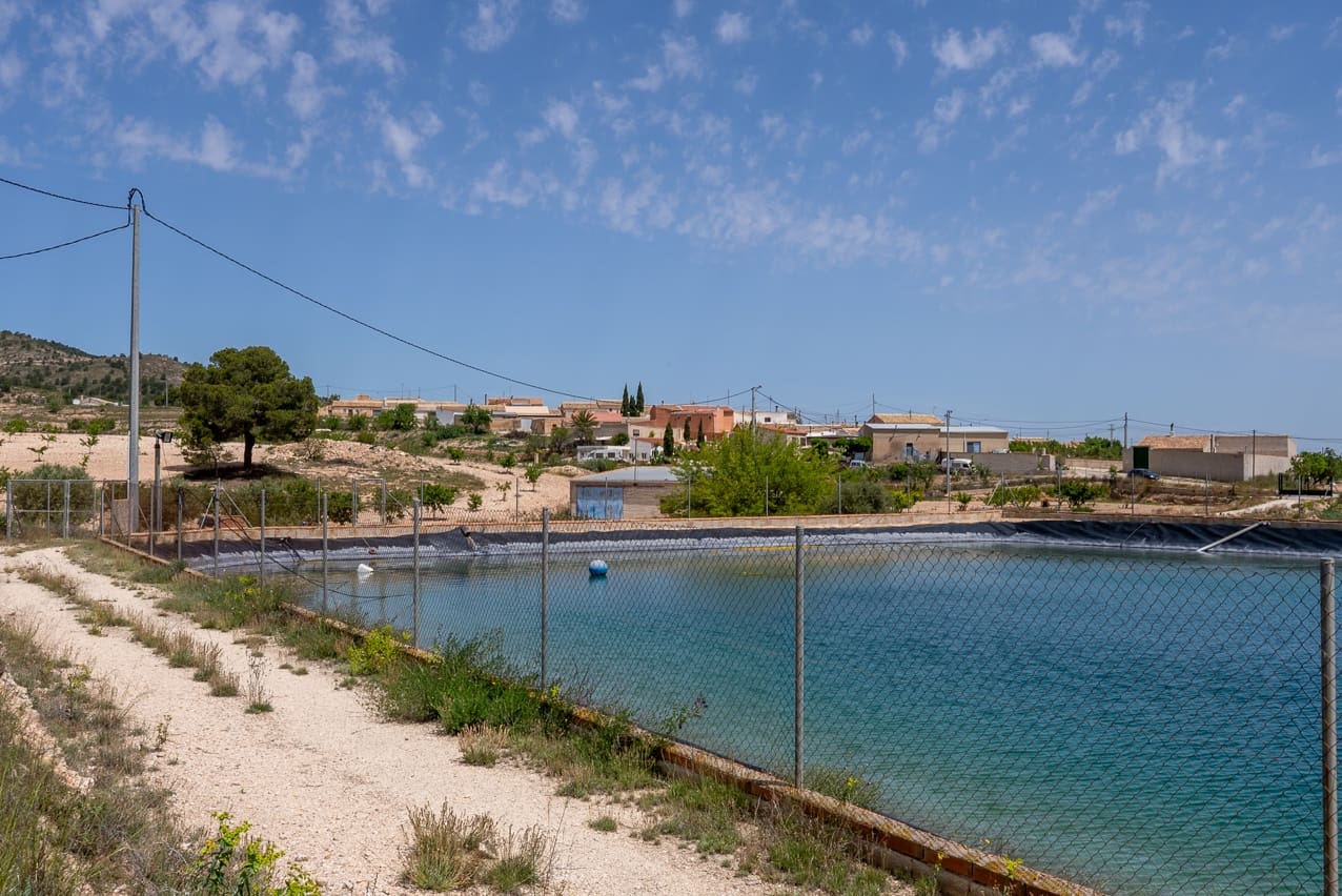 2 sovrum Grotthus till salu i Raspay med pool - 46 000 € (Ref: 9004078)