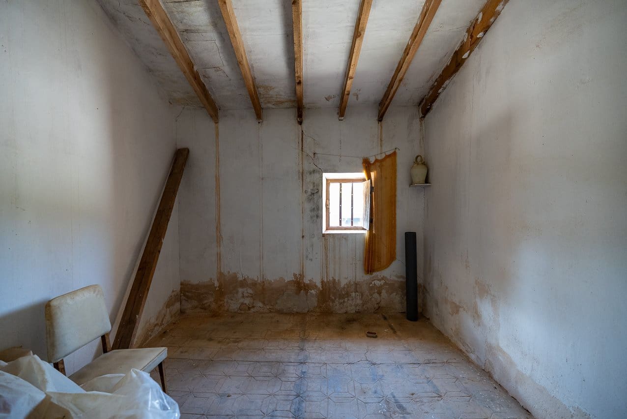 2 bedroom Cave House for sale in Raspay with pool - € 46,000 (Ref: 9004078)
