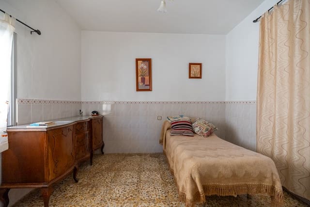 8 slaapkamer Huis te koop in Barinas, Abanilla met zwembad - € 74.000 (Ref: 9016233)