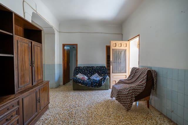 8 slaapkamer Huis te koop in Barinas, Abanilla met zwembad - € 74.000 (Ref: 9016233)