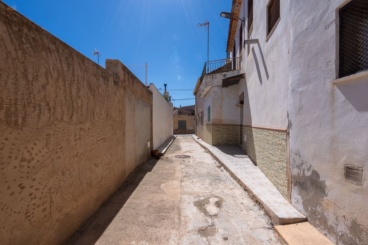 8 soveværelse Byhus til salg i Barinas med swimmingpool - € 74.000 (Ref: 9016233)