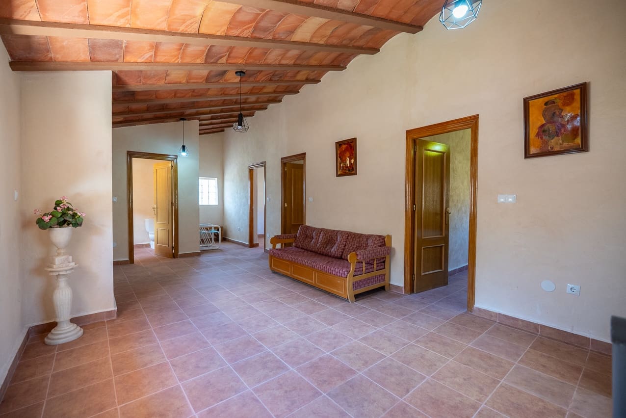 5 soveværelse Finca/Landehus til salg i Las Casicas med swimmingpool - € 179.950 (Ref: 9030937)