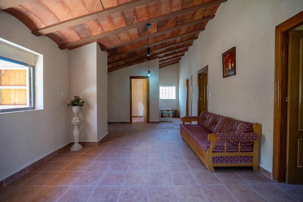 5 soveværelse Finca/Landehus til salg i Las Casicas med swimmingpool - € 179.950 (Ref: 9030937)