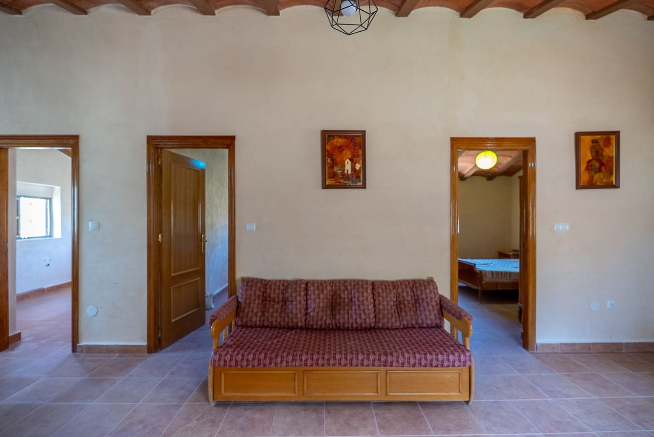 5 soveværelse Finca/Landehus til salg i Las Casicas med swimmingpool - € 179.950 (Ref: 9030937)