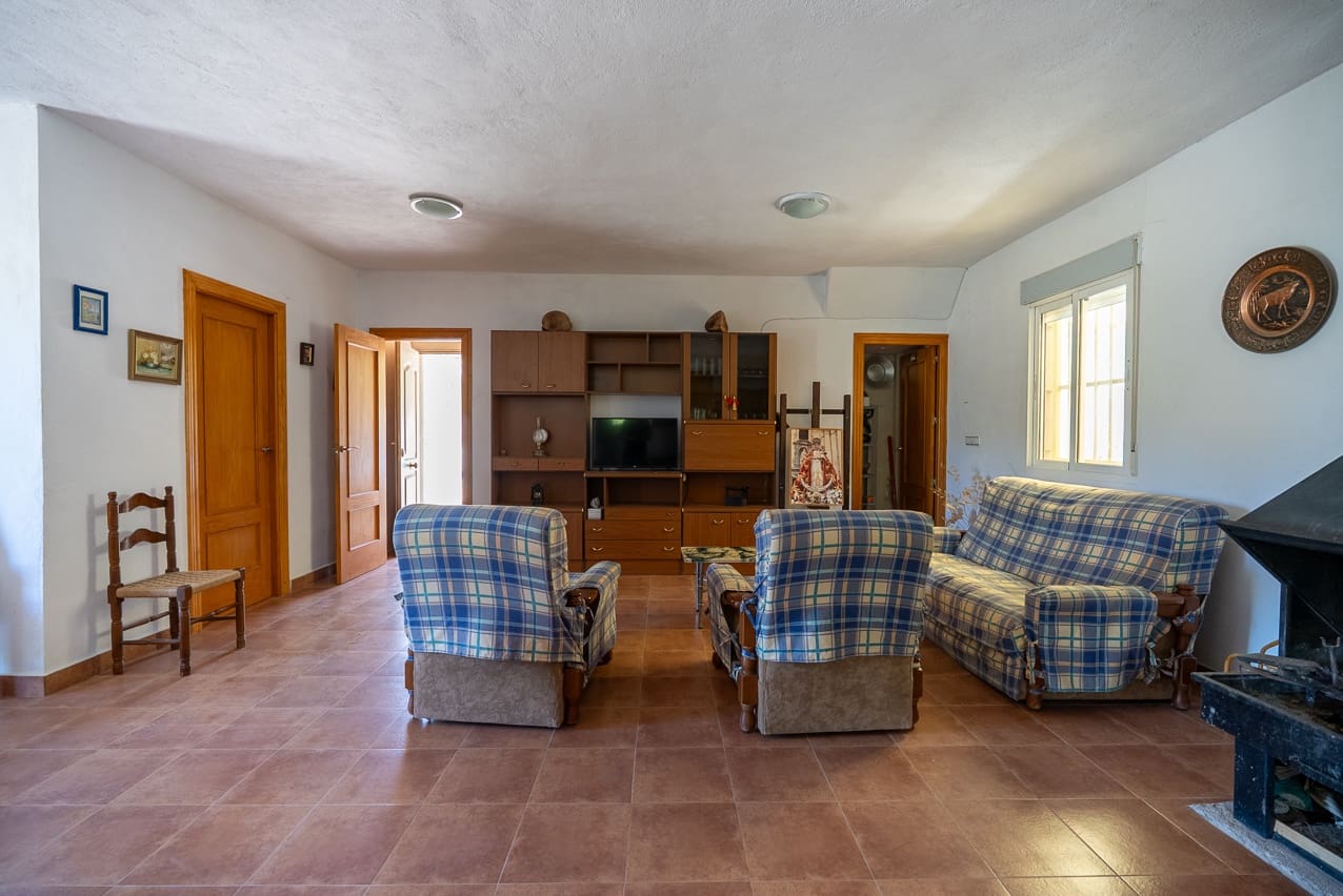 5 soveværelse Finca/Landehus til salg i Las Casicas med swimmingpool - € 179.950 (Ref: 9030937)