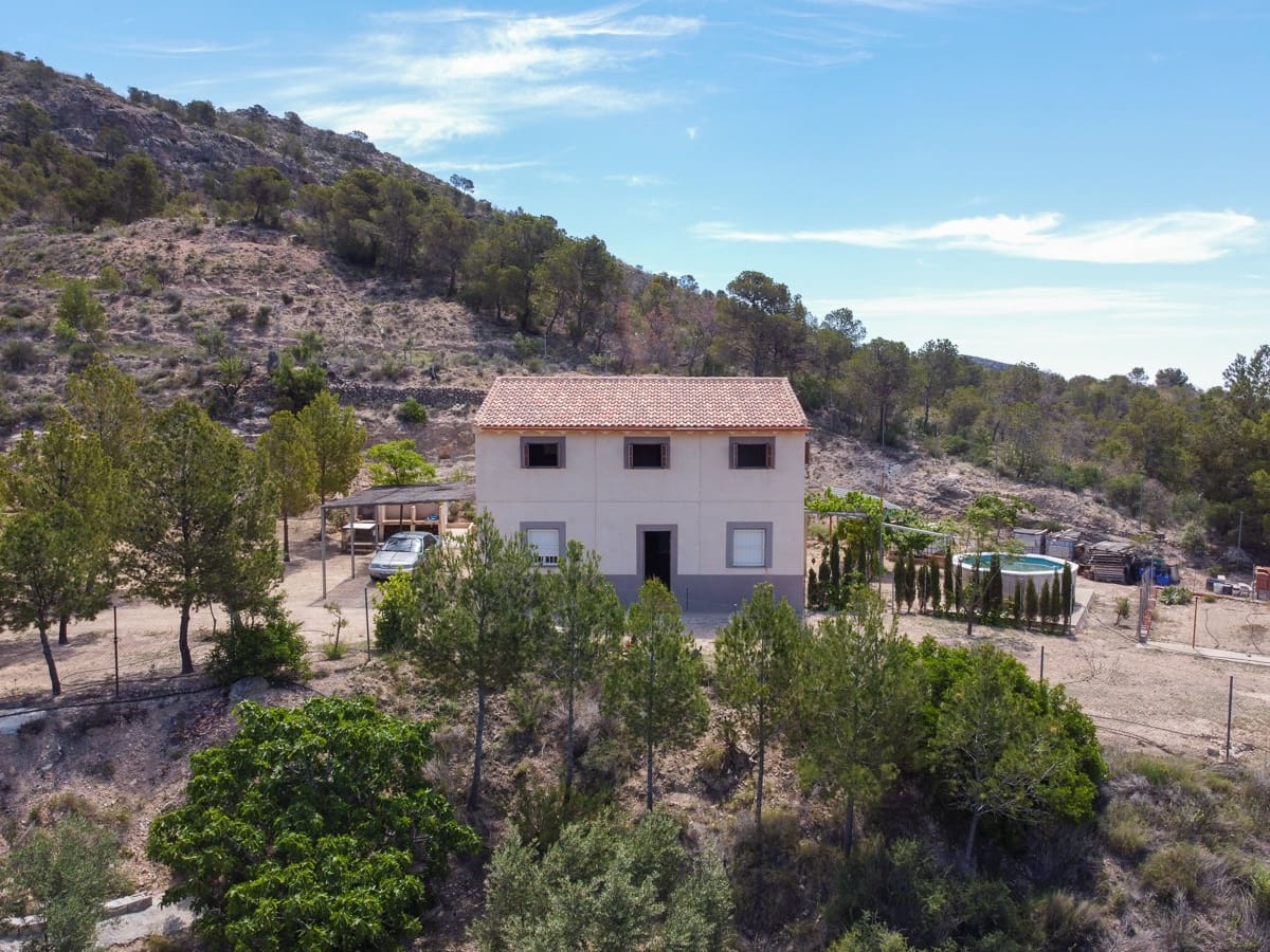 5 soveværelse Finca/Landehus til salg i Las Casicas med swimmingpool - € 179.950 (Ref: 9030937)