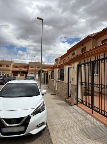 4 soveværelse Byhus til salg i Pinoso med swimmingpool - € 175.000 (Ref: 9043837)