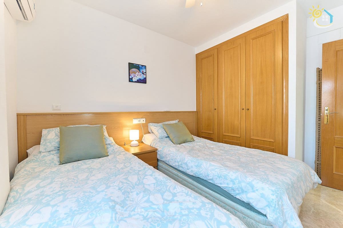 4 soveværelse Villa til salg i Muchamiel / Mutxamel med swimmingpool - € 465.000 (Ref: 9049672)