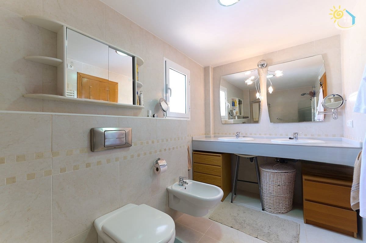 4 soveværelse Villa til salg i Muchamiel / Mutxamel med swimmingpool - € 465.000 (Ref: 9049672)