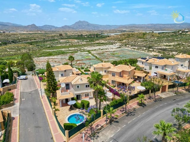 4 soveværelse Villa til salg i Muchamiel / Mutxamel med swimmingpool - € 465.000 (Ref: 9049672)