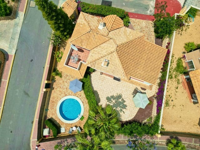 4 soveværelse Villa til salg i Muchamiel / Mutxamel med swimmingpool - € 465.000 (Ref: 9049672)