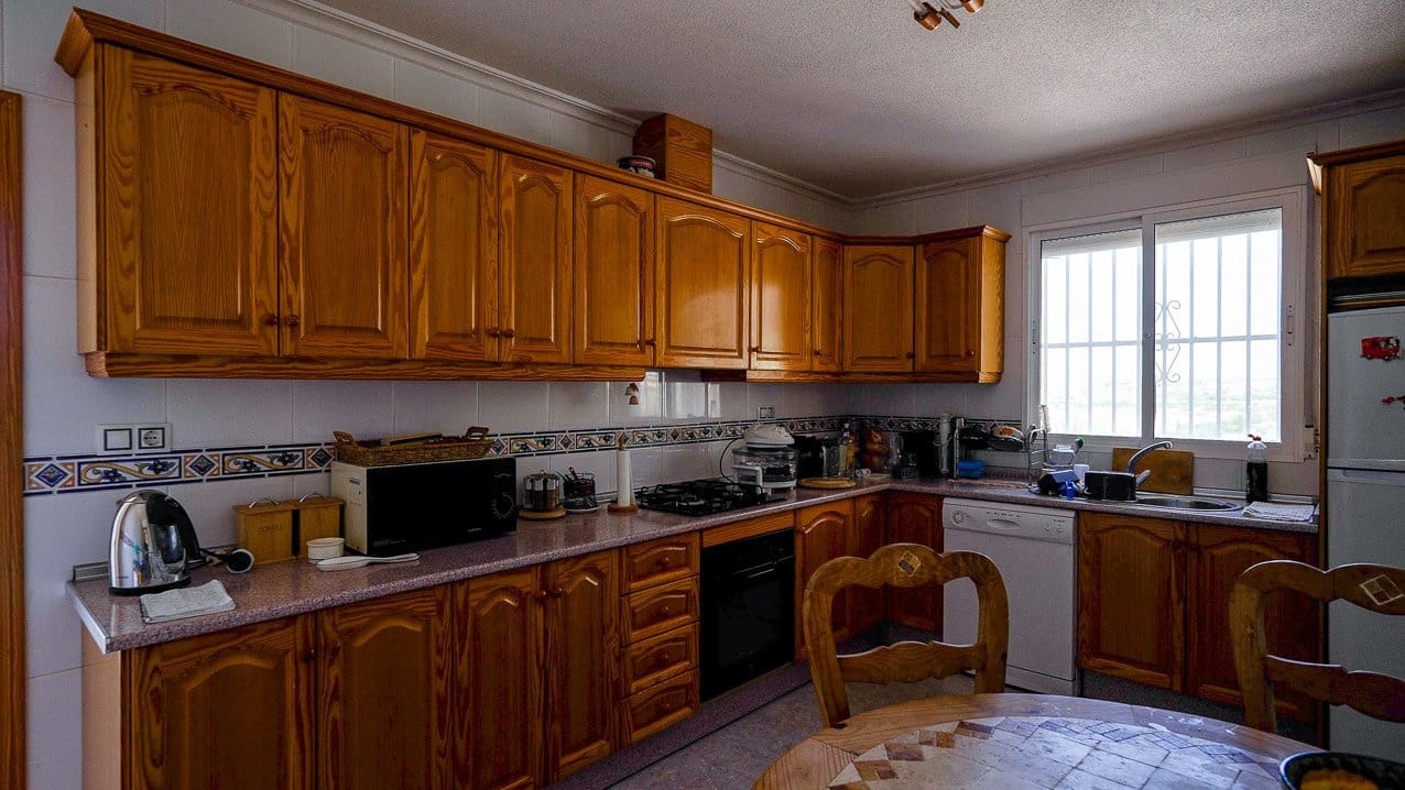 3 bedroom Villa for sale in Abanilla with pool - € 239,000 (Ref: 9058541)