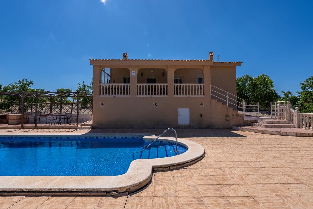 3 bedroom Villa for sale in Abanilla with pool - € 239,000 (Ref: 9058541)