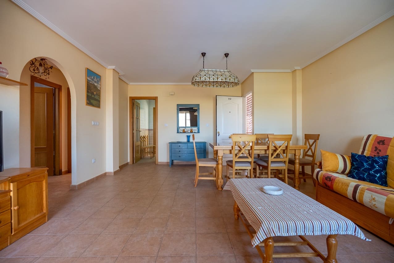 2 soveværelse Lejlighed til salg i Ubeda med swimmingpool - € 107.000 (Ref: 9096968)