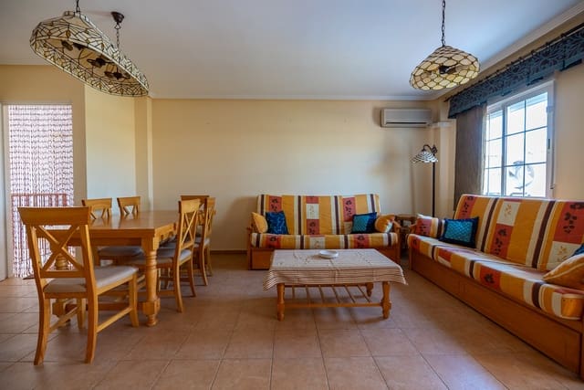 2 quarto Apartamento para venda em Ubeda, Pinoso com piscina - 107 000 € (Ref: 9096968)