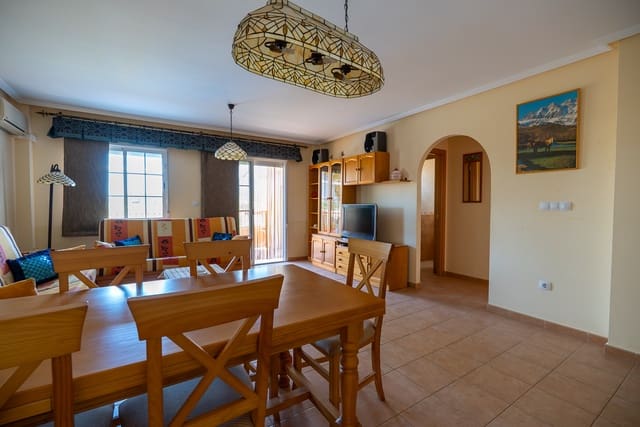 2 quarto Apartamento para venda em Ubeda, Pinoso com piscina - 107 000 € (Ref: 9096968)