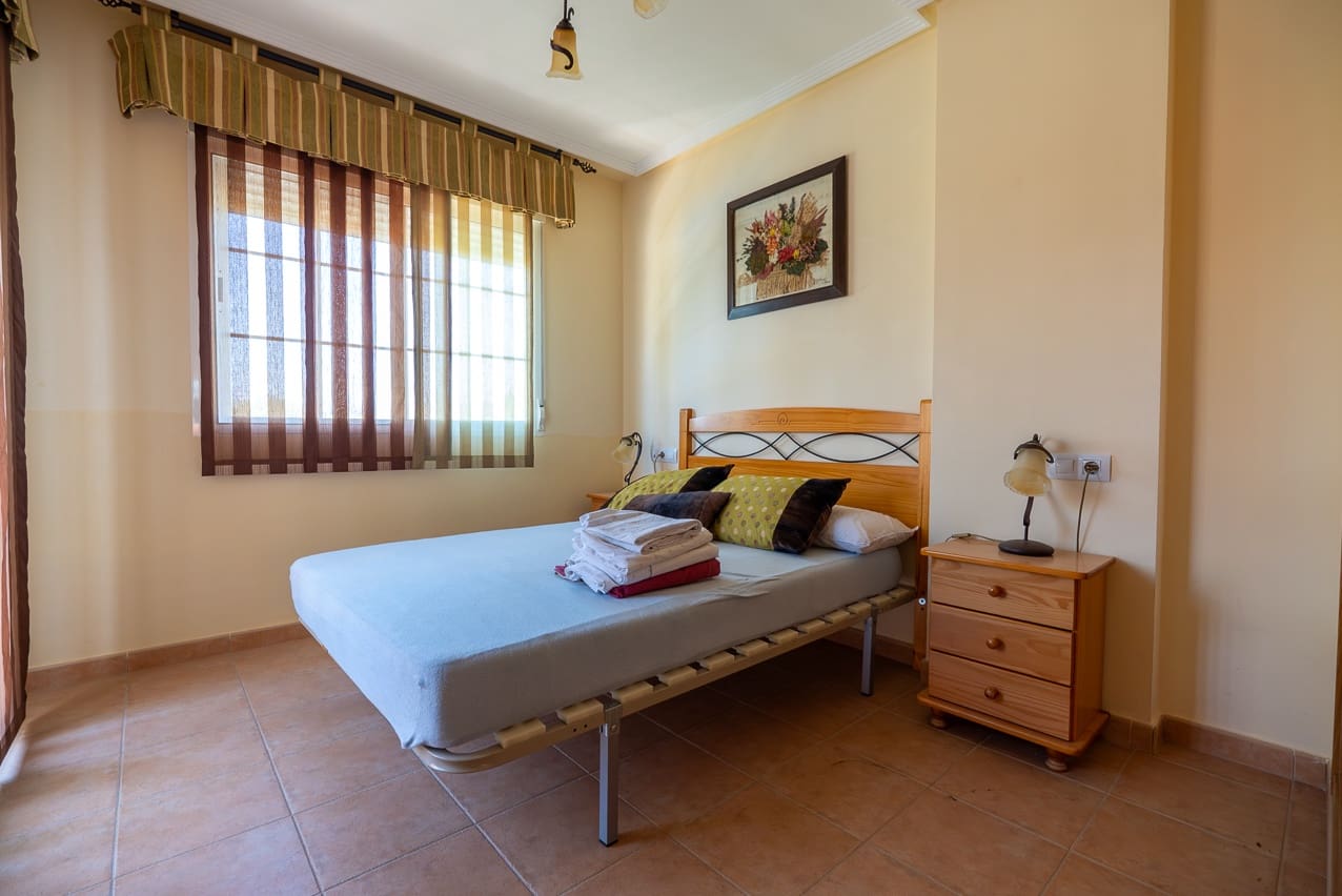 2 soveværelse Lejlighed til salg i Ubeda med swimmingpool - € 107.000 (Ref: 9096968)