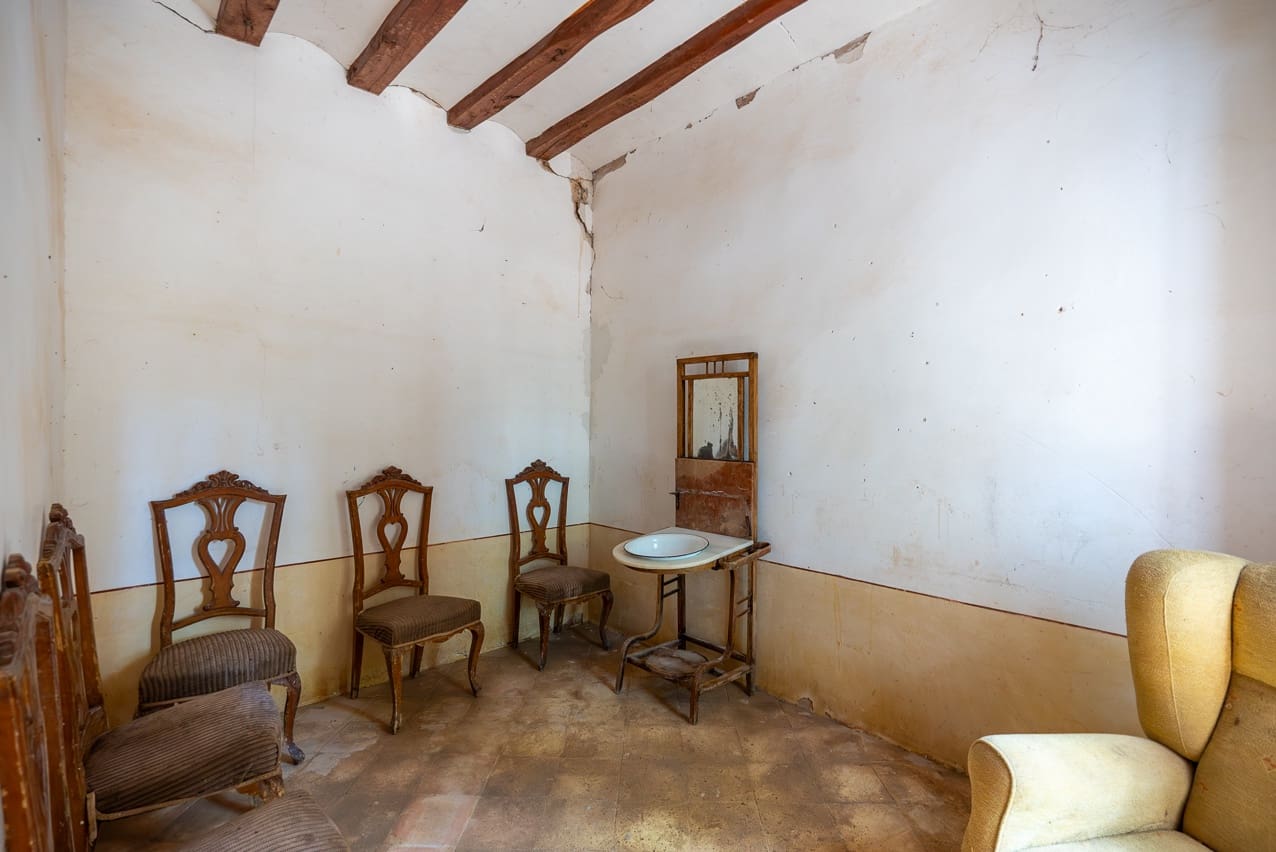 7 soverom Finca/Herregård til salgs i Yecla med svømmebasseng - € 49 950 (Ref: 9107791)