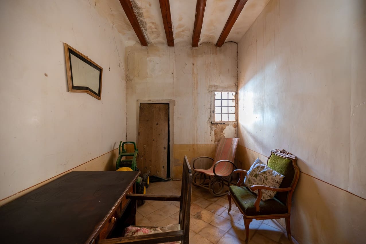 7 soverom Finca/Herregård til salgs i Yecla med svømmebasseng - € 49 950 (Ref: 9107791)