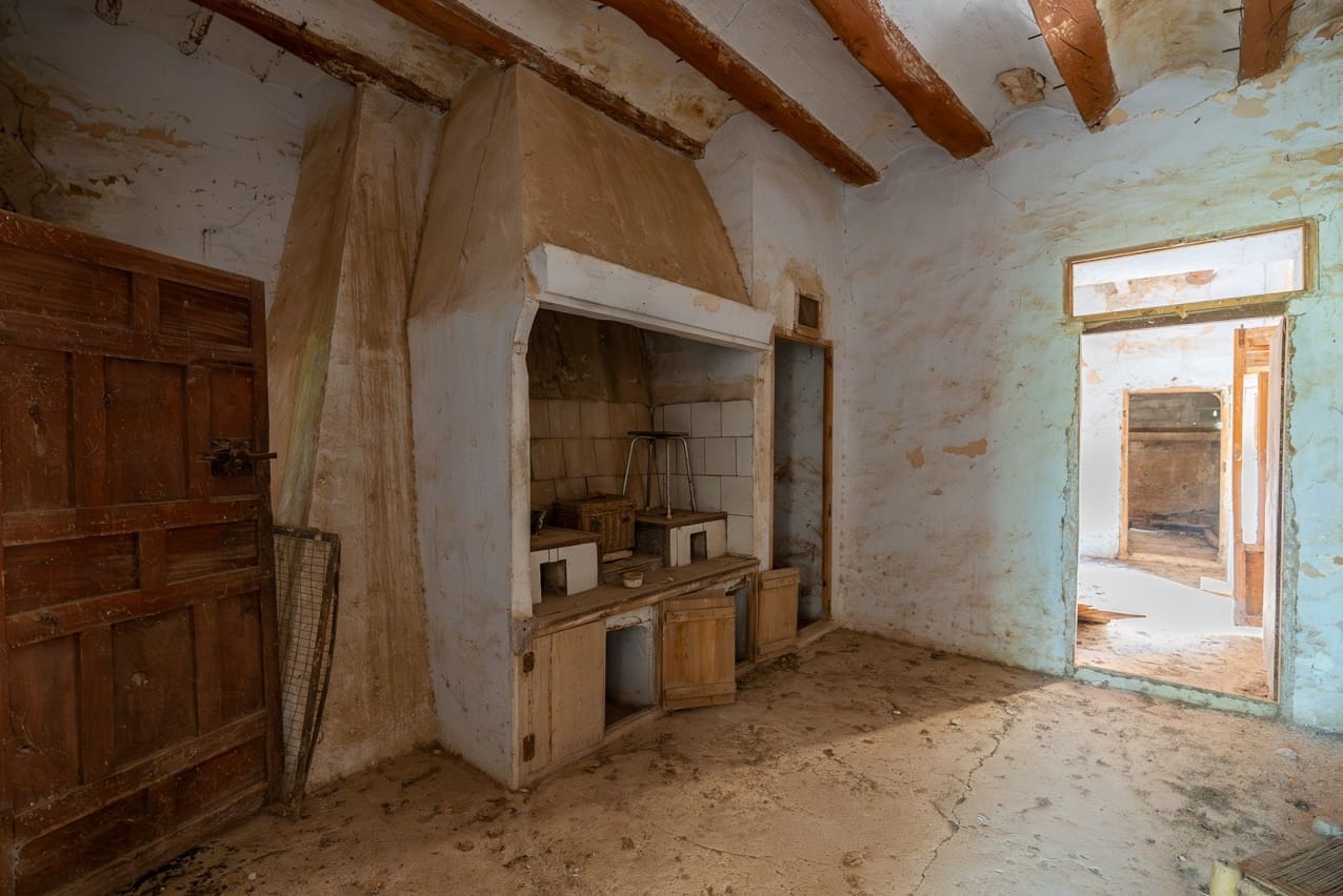 7 soverom Finca/Herregård til salgs i Yecla med svømmebasseng - € 49 950 (Ref: 9107791)