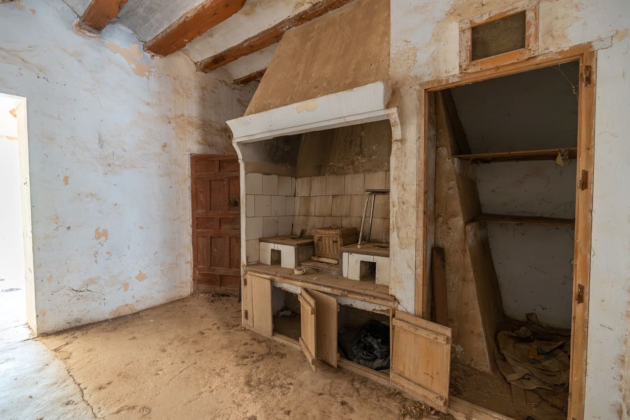 7 soverom Finca/Herregård til salgs i Yecla med svømmebasseng - € 49 950 (Ref: 9107791)