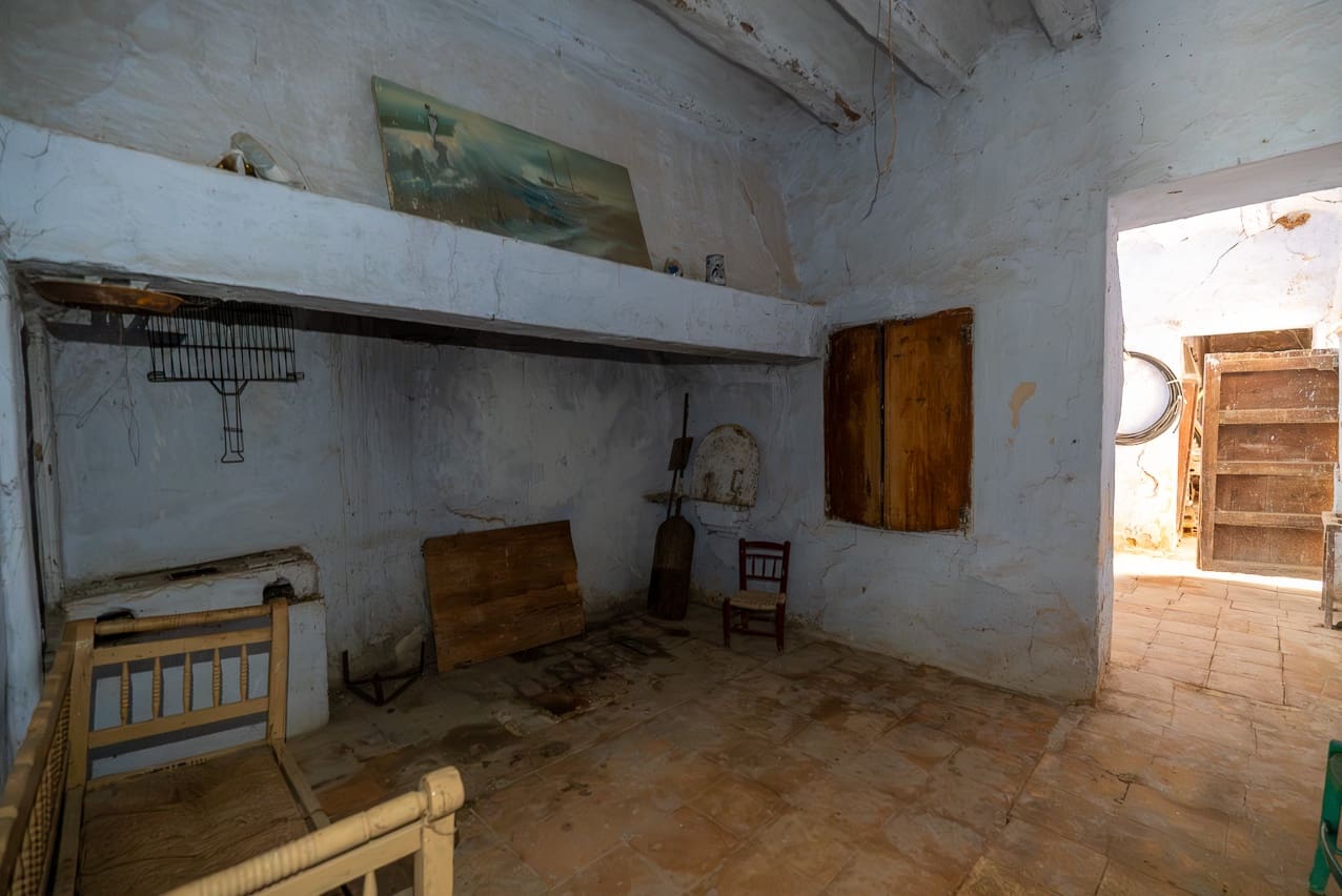 7 soverom Finca/Herregård til salgs i Yecla med svømmebasseng - € 49 950 (Ref: 9107791)