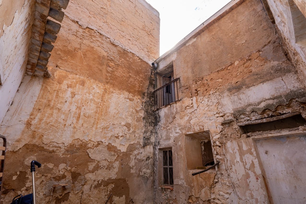 7 soverom Finca/Herregård til salgs i Yecla med svømmebasseng - € 49 950 (Ref: 9107791)