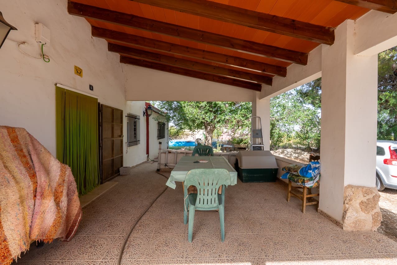 3 bedroom Finca/Country House for sale in Pinoso with pool - € 145,000 (Ref: 9128897)