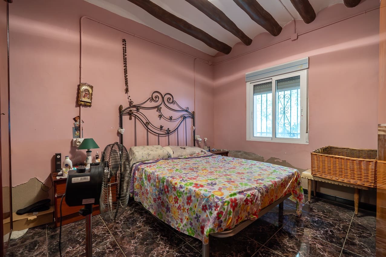 3 bedroom Finca/Country House for sale in Pinoso with pool - € 145,000 (Ref: 9128897)