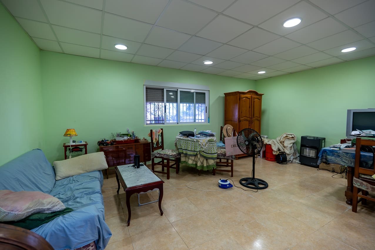 3 bedroom Finca/Country House for sale in Pinoso with pool - € 145,000 (Ref: 9128897)