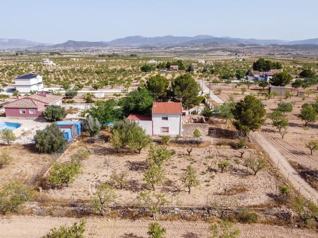 3 bedroom Finca/Country House for sale in Pinoso with pool - € 145,000 (Ref: 9128897)