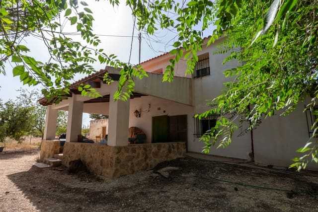 3 bedroom Finca/Country House for sale in Pinoso with pool - € 145,000 (Ref: 9128897)