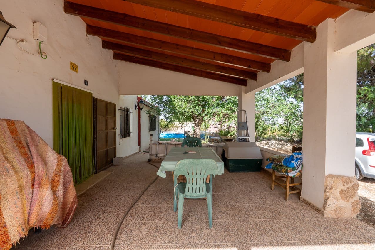 3 sovrum Finca/Hus på landet till salu i Pinoso med pool - 159 000 € (Ref: 9128897)