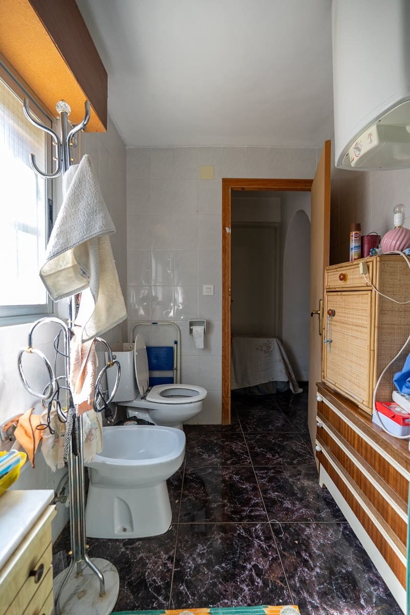 3 sovrum Finca/Hus på landet till salu i Pinoso med pool - 159 000 € (Ref: 9128897)