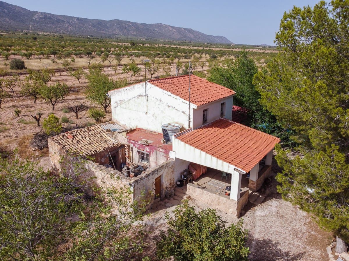 3 sovrum Finca/Hus på landet till salu i Pinoso med pool - 159 000 € (Ref: 9128897)
