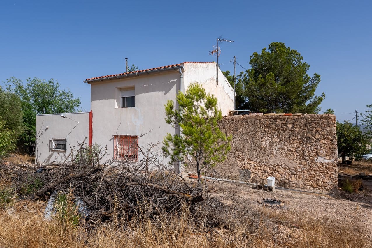 3 sovrum Finca/Hus på landet till salu i Pinoso med pool - 159 000 € (Ref: 9128897)
