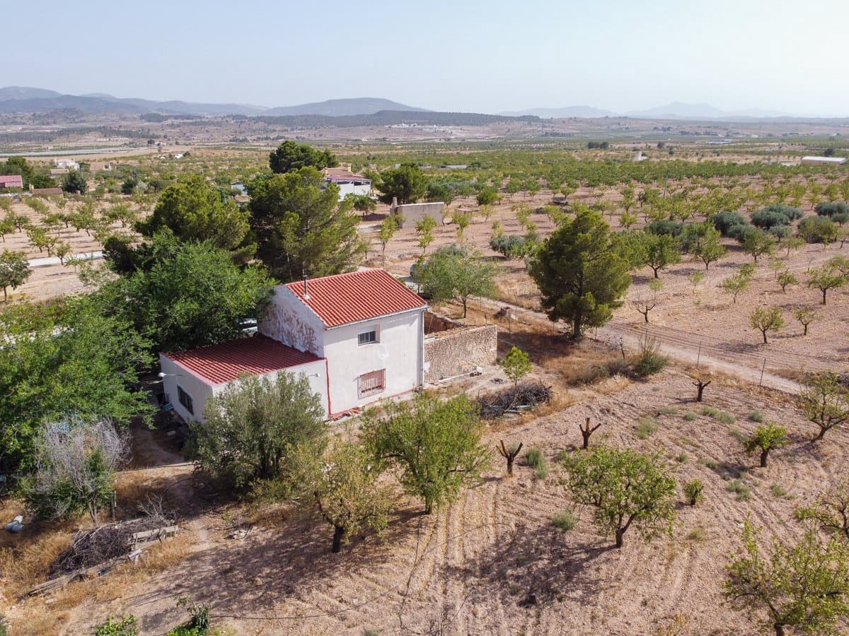 3 sovrum Finca/Hus på landet till salu i Pinoso med pool - 159 000 € (Ref: 9128897)