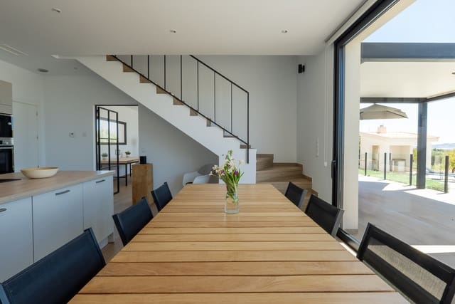 4 soveværelse Villa til salg i Lel, Pinoso med swimmingpool - € 669.950 (Ref: 9150973)