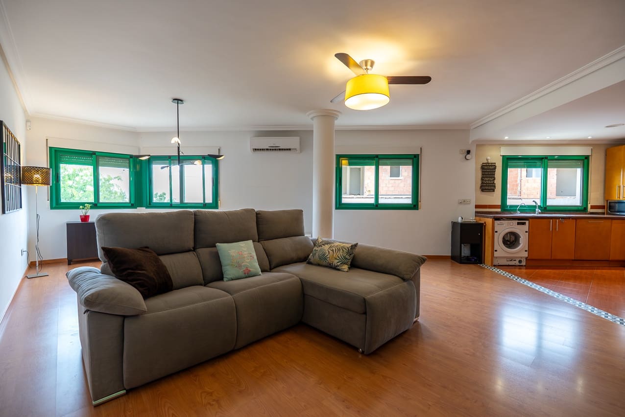 3 quarto Apartamento para venda em Pinoso com piscina - 149 950 € (Ref: 9158830)