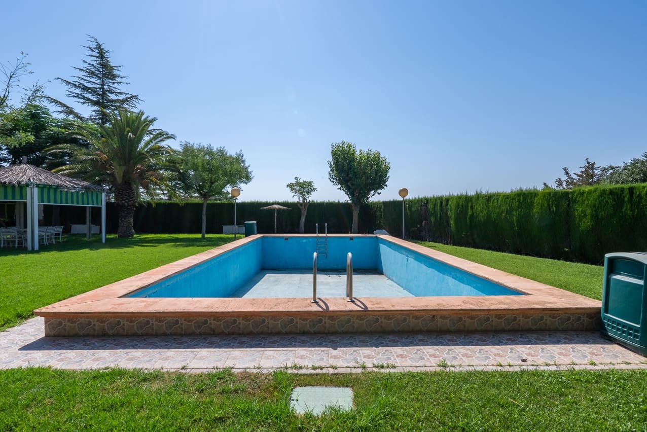 3 soveværelse Finca/Landehus til salg i Yecla med swimmingpool - € 210.000 (Ref: 9160353)