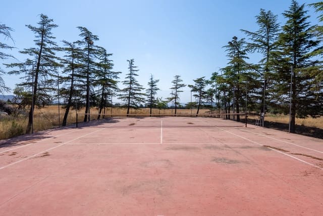 3 soveværelse Finca/Landehus til salg i Yecla med swimmingpool - € 210.000 (Ref: 9160353)