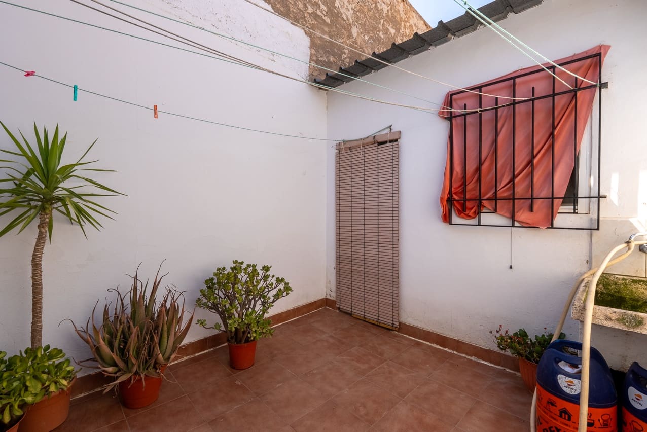 3 soveværelse Finca/Landehus til salg i Yecla med swimmingpool - € 210.000 (Ref: 9160353)