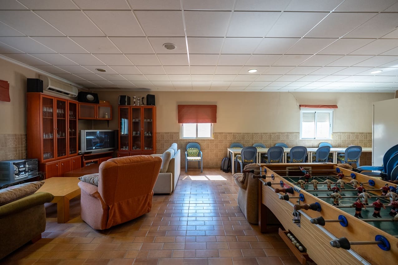 3 soveværelse Finca/Landehus til salg i Yecla med swimmingpool - € 210.000 (Ref: 9160353)